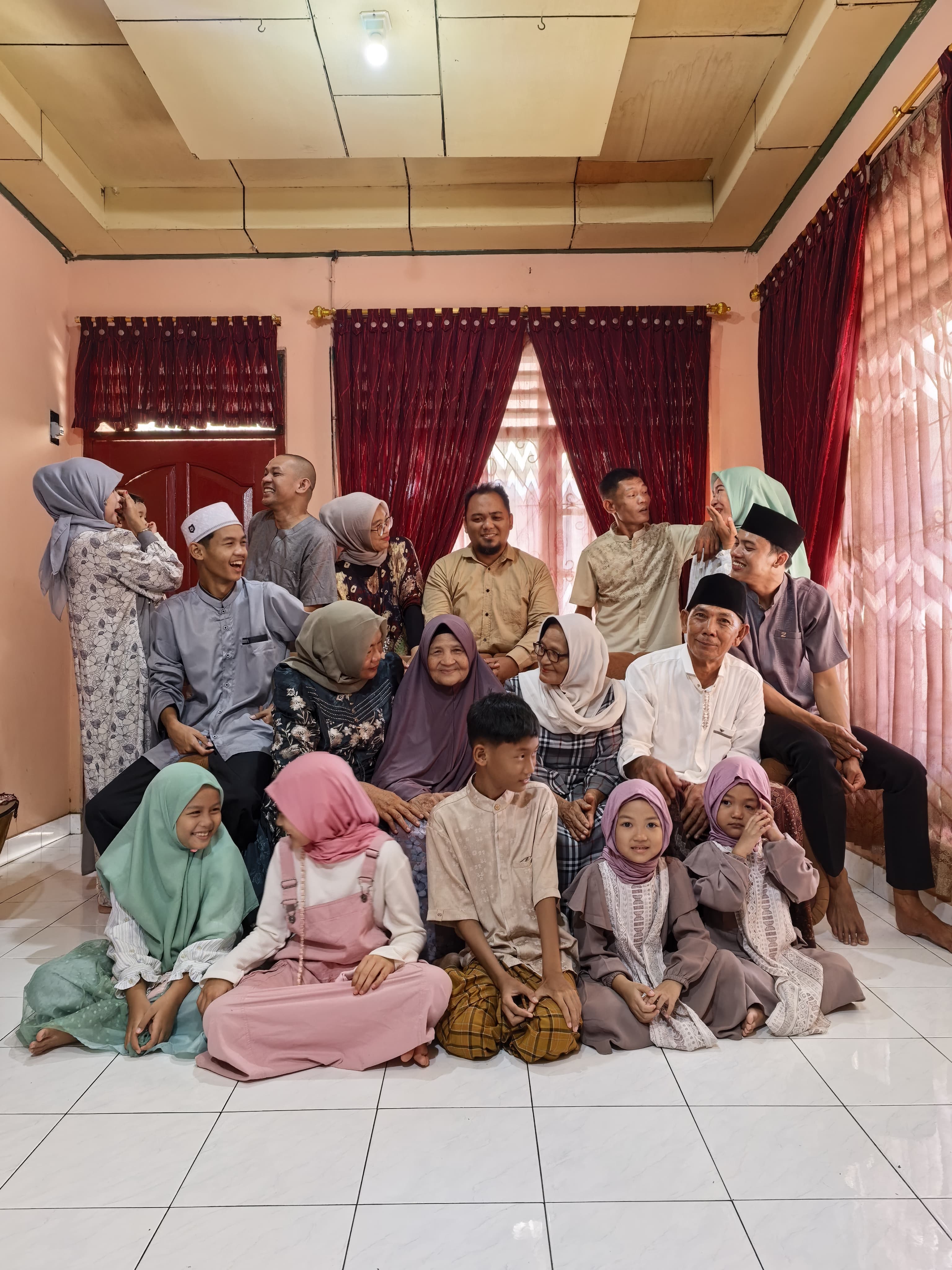 Komunitas keluarga dan anak